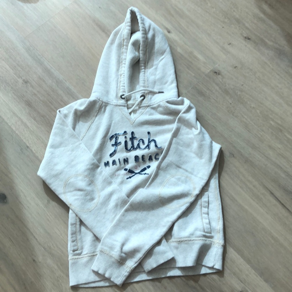 Eggshell ultrasoft Abercrombie and Fitch pullover